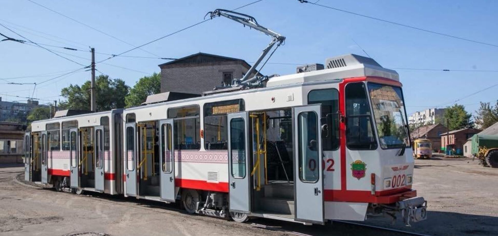 В Запорожье запускают испытание первого б/у трамвая из Европы