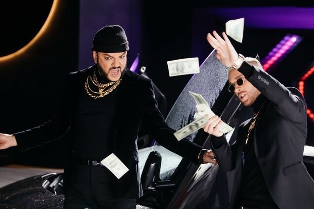 С**ки, наркотики и золото: песни из России наводнили украинские хит-парады