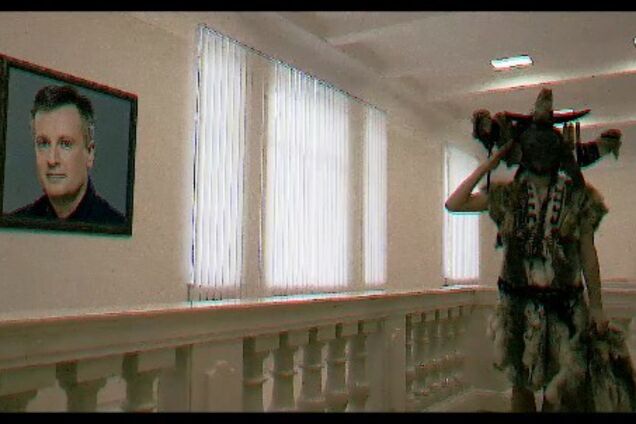 Танцы с бубном: СБУ ярко потроллила известного политика шаманом