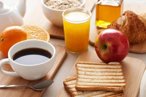 Что нельзя есть утром: названы наиболее вредные продукты