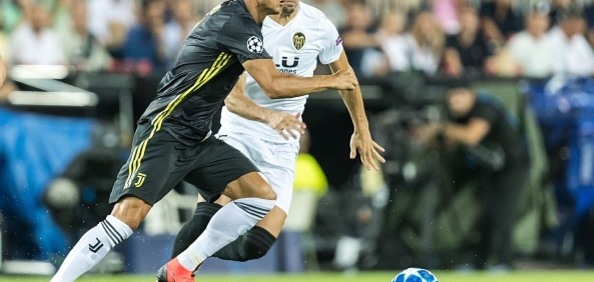 Слезы Роналду и спасение Москвы: результаты Лиги чемпионов