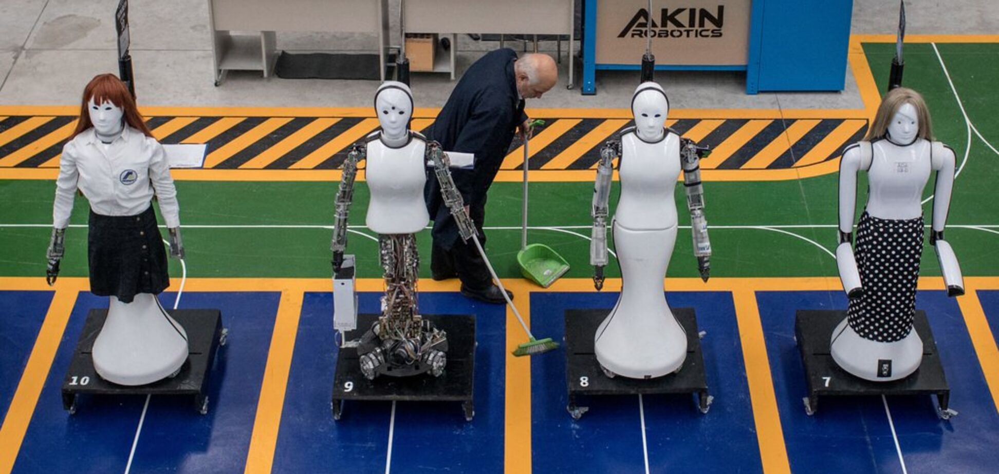 Заберут 60% рабочих мест: миру предрекли массовую роботизацию