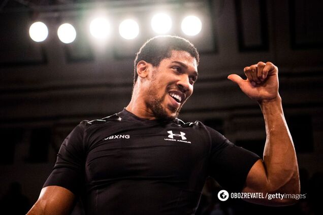 Это украинец: Джошуа назвал сильнейшего боксера планеты