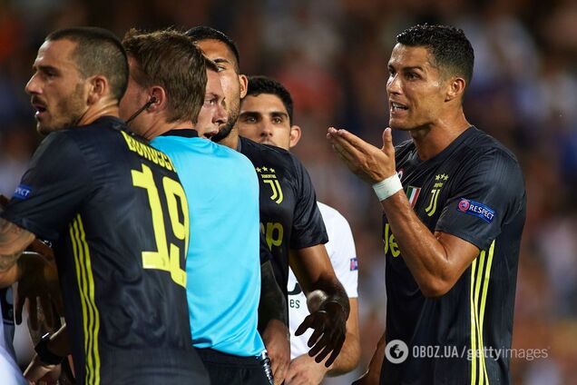 Появилась реакция Роналду на удаление в матче Лиги чемпионов