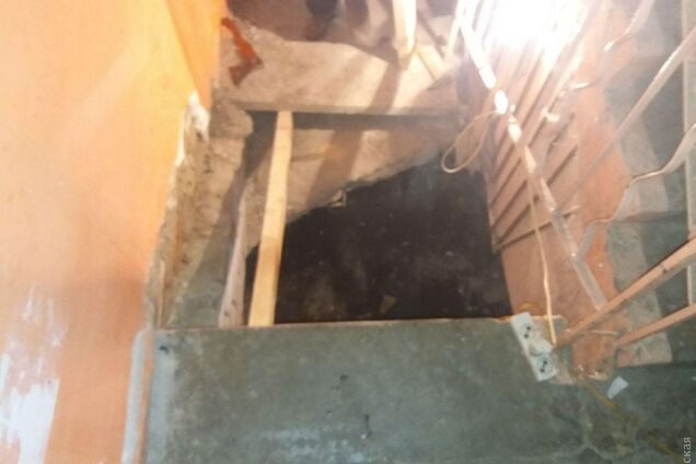 ''Це ж жах'': в Одесі сталася серйозна НП із житловим будинком