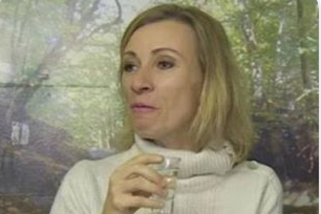 ''Дырявая шлюпка, на что засмотрелась?'' Захарову затроллили за новый имидж