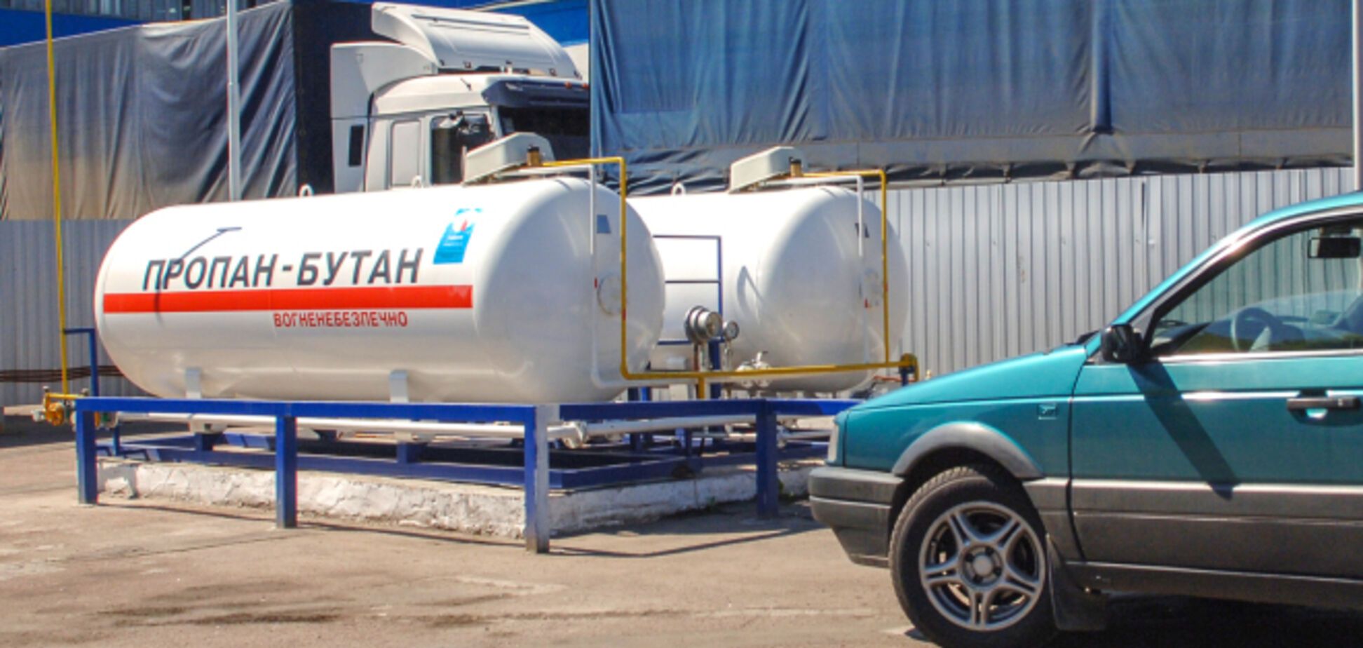 Вслед за бензином в Украине подорожал автогаз: названы цены