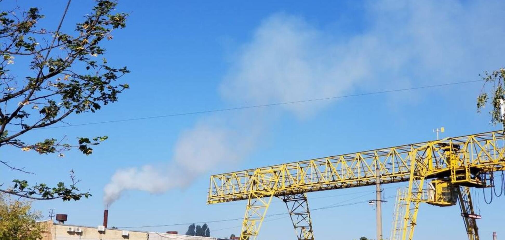 ''Страшная вонь!'' Киев укутал странный смог, жители в панике
