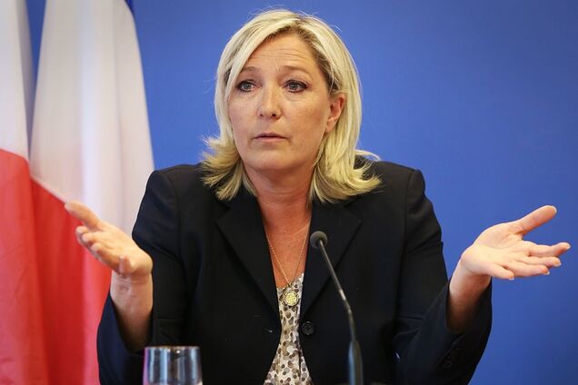 ''Выходит за коридор нормы'': психолог объяснил выходки подруги Путина