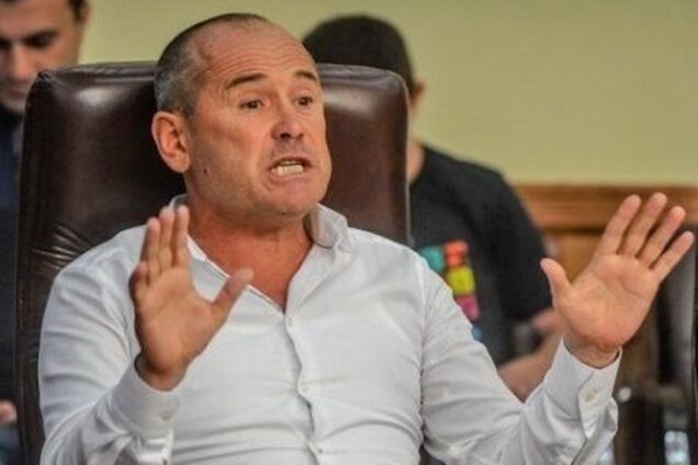 ''Строит барщину'': на Запорожье скандальный нардеп устроил аграрную ''блокаду''