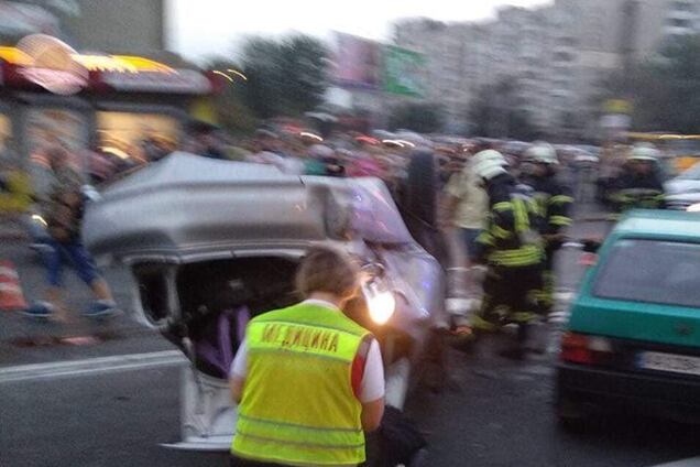 П'яний як чіп: в Києві водій тікав від поліції і протаранив 4 авто
