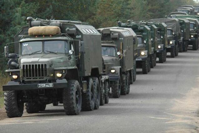 ''Л/ДНР'' відправили підмогу: в Україну вторглася колона техніки Росії