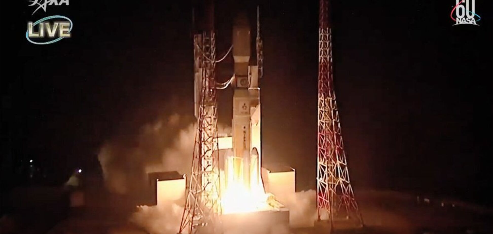 В космос запустили первый лифт: видео исторического момента