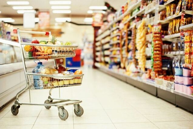 ''Метелики в животі'': в Криму в місцевих продуктах знайшли ключі й нігті