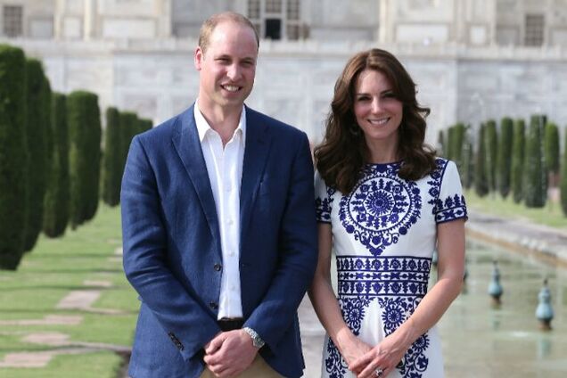 Кейт Міддлтон вийшла в світ у торішньому вбранні: фото