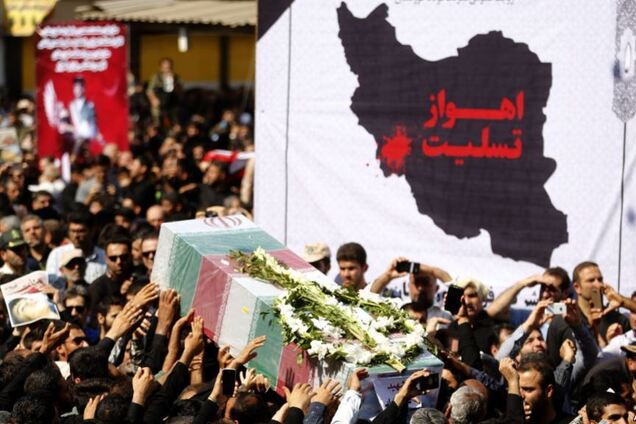 "Ви пошкодуєте!" В Ірані пообіцяли нищівну помсту США та Ізраїлю за теракт на військовому параді