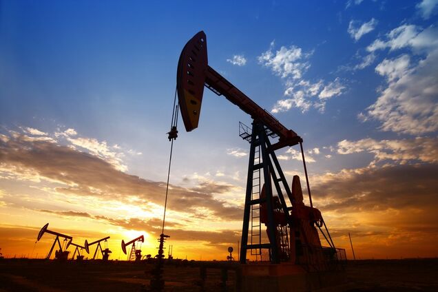Цена на нефть пошла на рекорд: чем грозит Украине