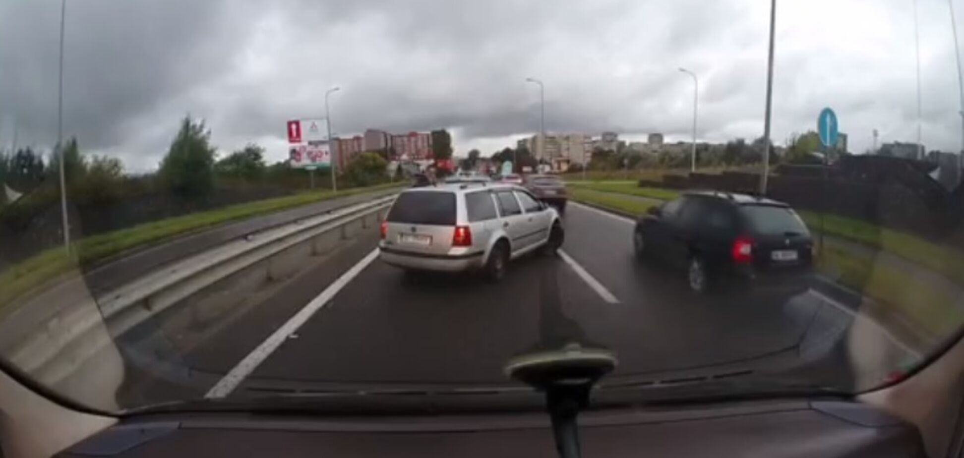''Рагули'': во Львове водители подрались прямо на дороге