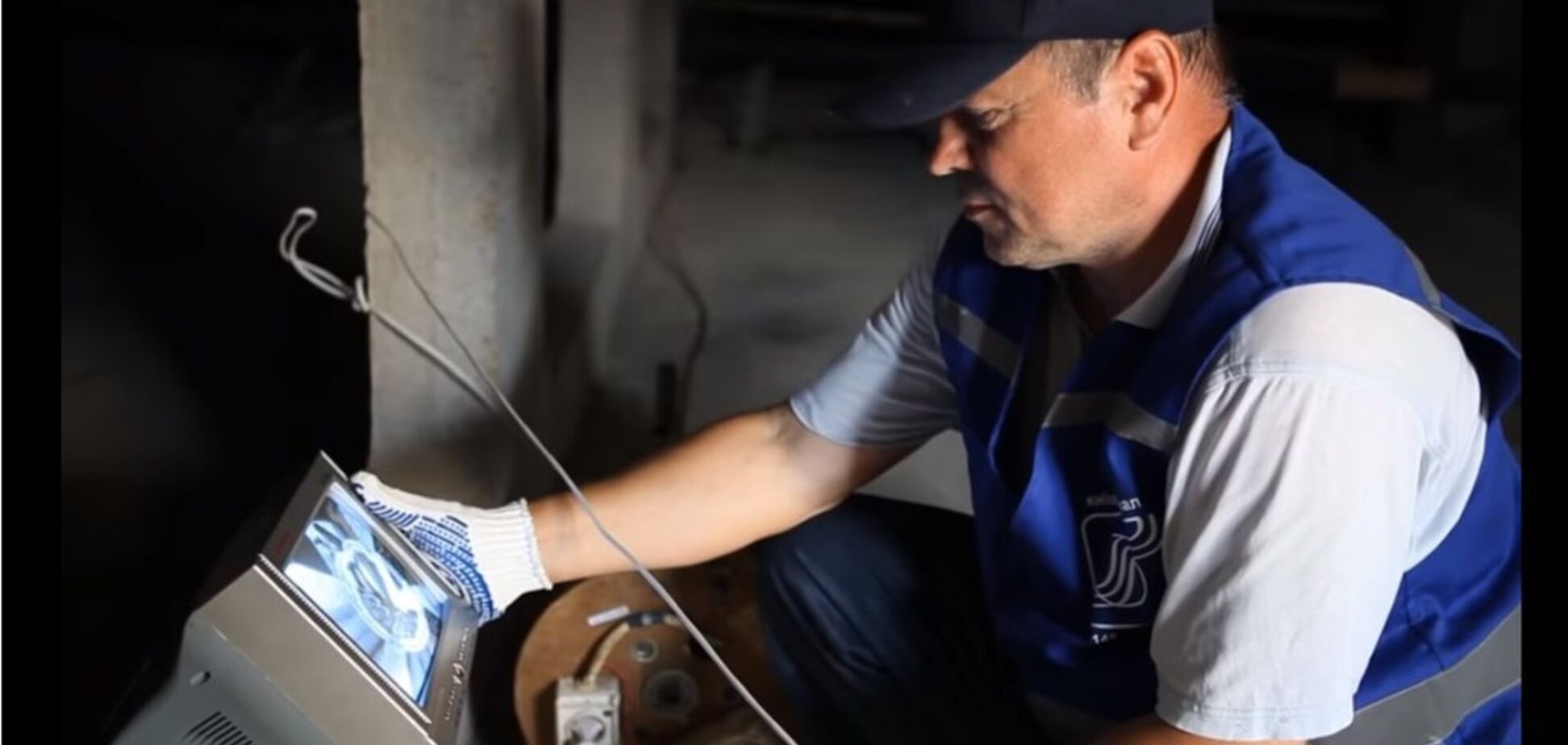 ''Уборная превратится в гейзер'': в Киеве должникам за воду отключат канализацию