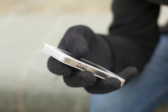 ''Не спускаємо з вас очей!'' З'явилися деталі телефонного шантажу суддів у Києві