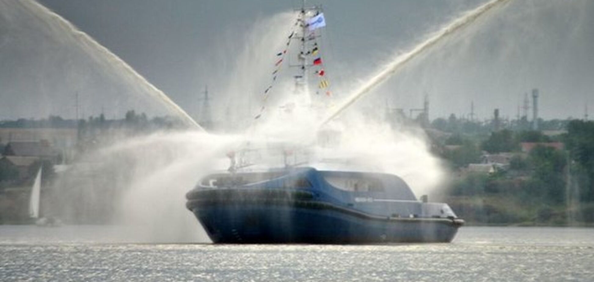 В Украине спустили на воду уникальное судно: первые фото