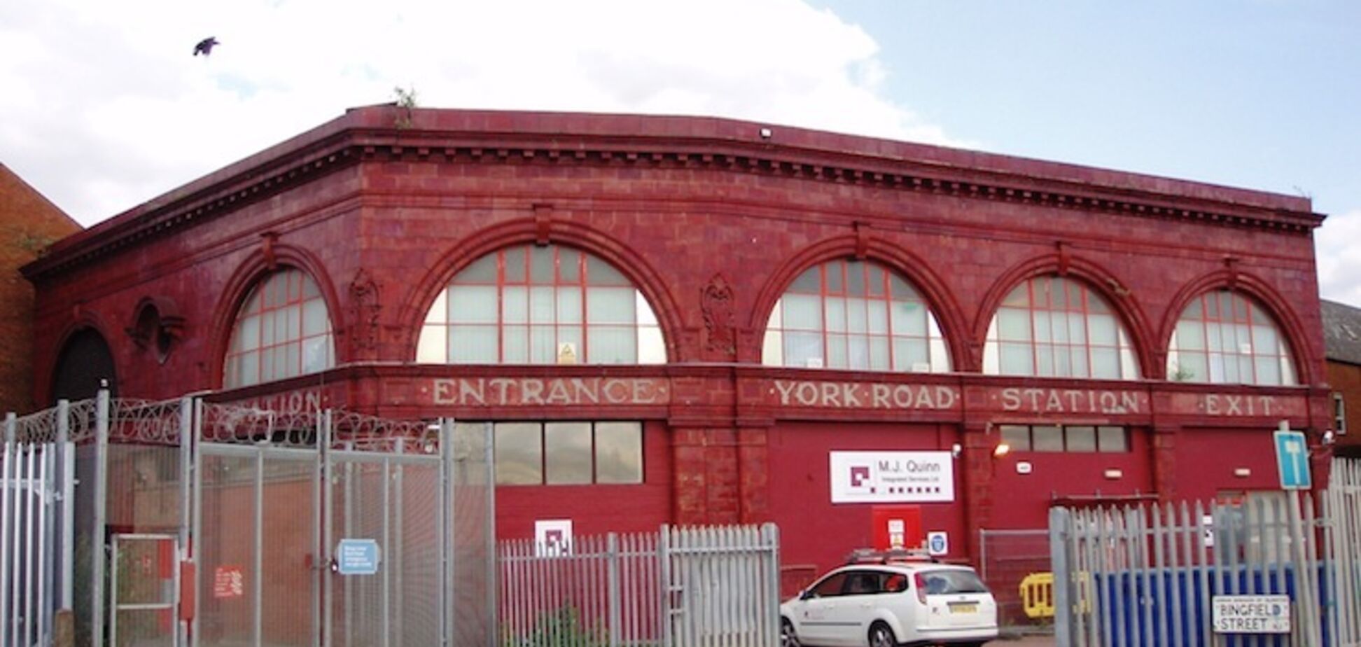 В метро Лондона почти полсотни 'станций-привидений'