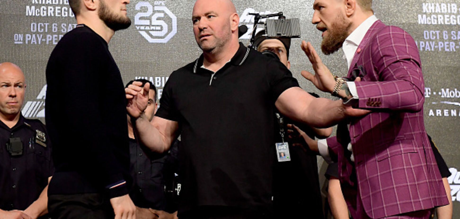 МакГрегор — Нурмагомедов: букмекери змінили ставки на супербій UFC