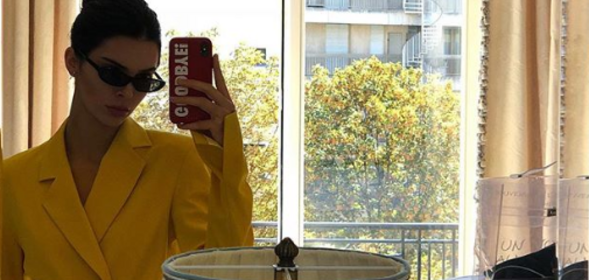 Модные эксперты назвали главный цвет этой осени