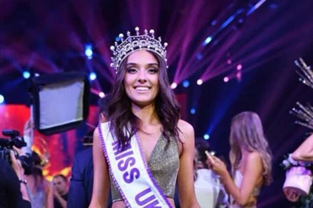 Скандальна 'Міс Україна' вийшла на публіку із сином: фото