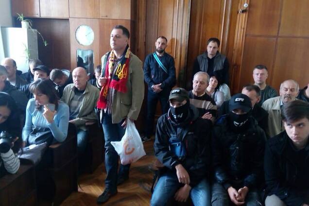 У суді над сепаратистом Муравицьким сталася бійка: опубліковане відео