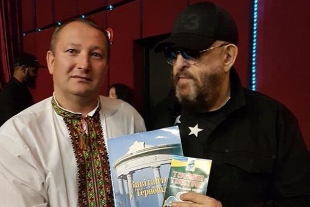 Воспользовался случаем: деятель культуры позвал в Украину звезду-''крымнашиста''