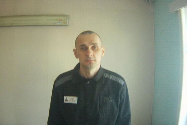 ''Подумай о детях!'' Клых обратился к Сенцову с мощным посылом