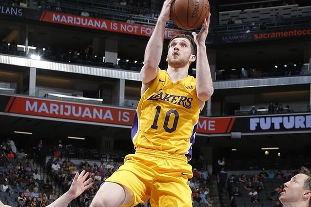 Михайлюк офіційно дебютував за 'Лос-Анджелес Лейкерс'