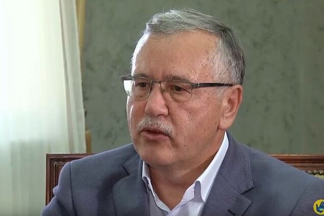 Анатолий Гриценко