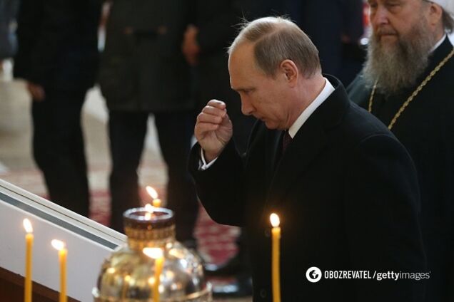 Молится каждый день: всплыл инсайд о внезапной набожности Путина