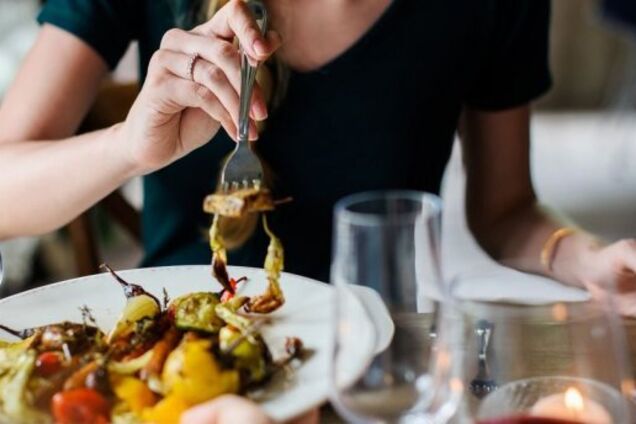 Як зменшити ризики отруєння в ресторані: поради адвоката