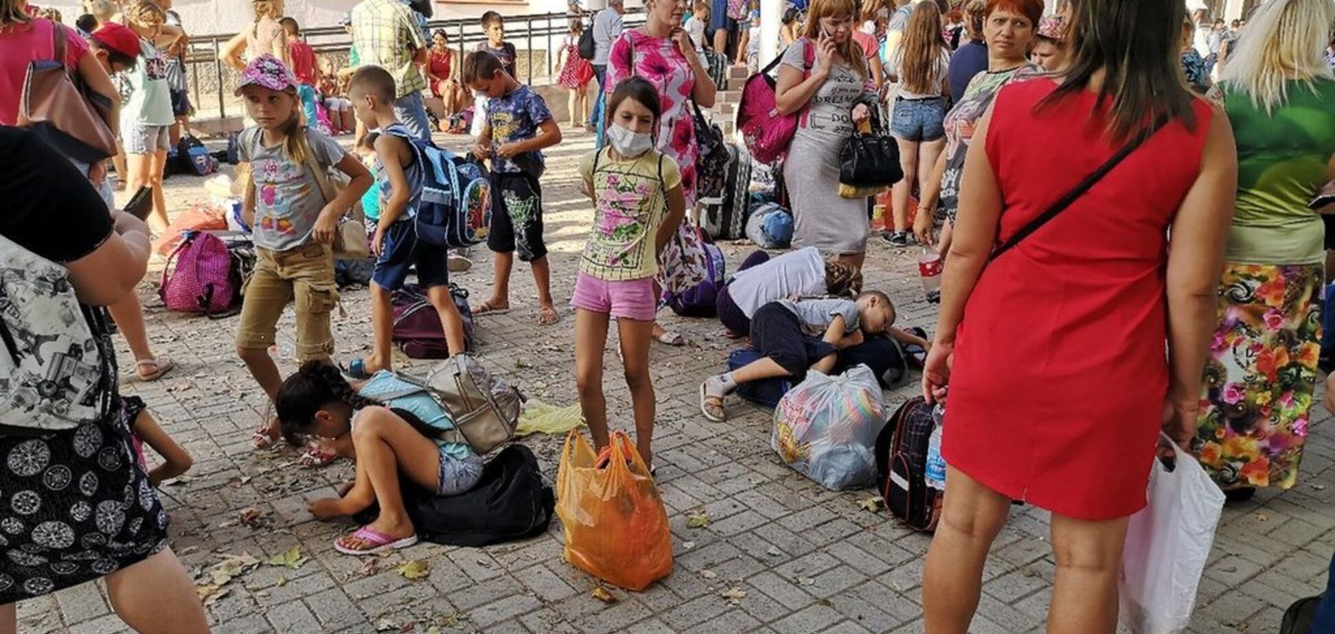 У Криму через катастрофу почалася масова евакуація: подробиці і фото