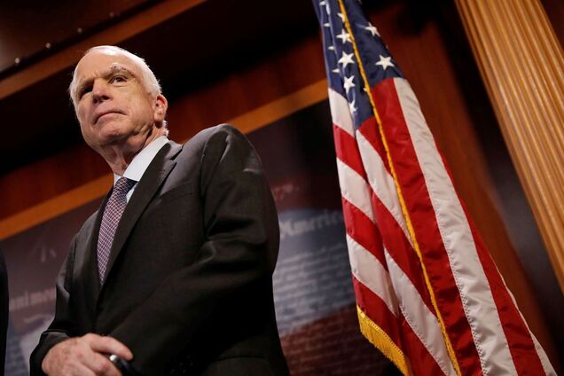 У Київраді закликали мера підтримати ініціативу про вулицю Маккейна