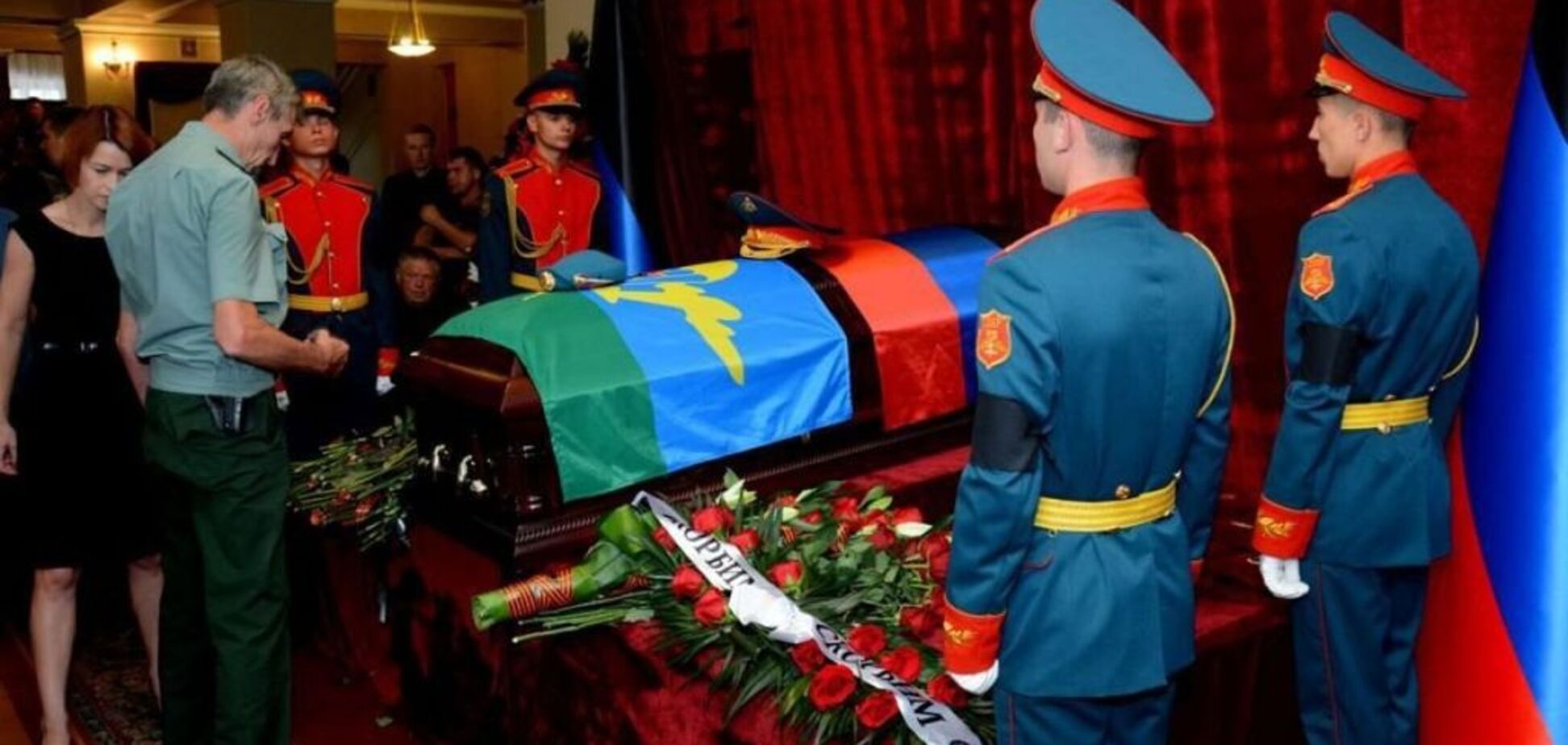 День загибелі Захарченка: у мережі відтворили ланцюг дивних подій