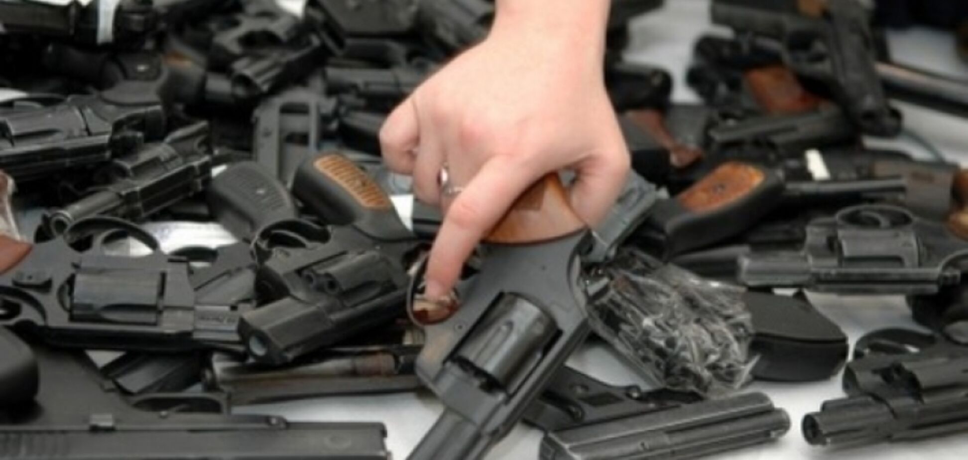 Це не вбивство: адвокат розкрив деталі легалізації зброї в Україні