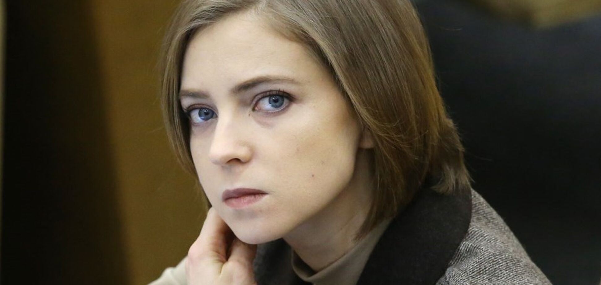 ''Пустує з Миколою ІІ'': Няша-Поклонська осоромилася на похороні Захарченка. Фотофакт