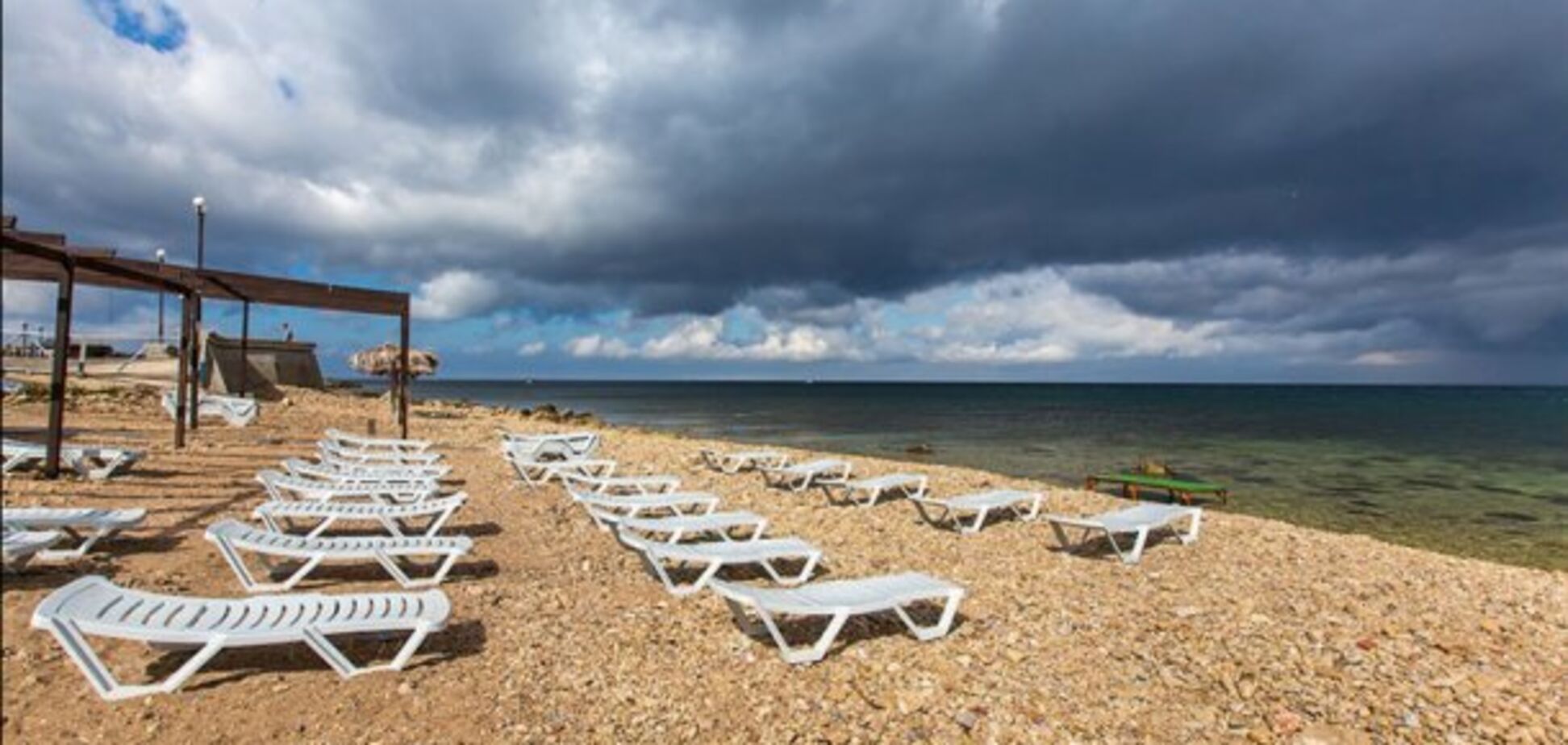 Крым - это отвратительные пляжи с грязным морем. Забыли уже?