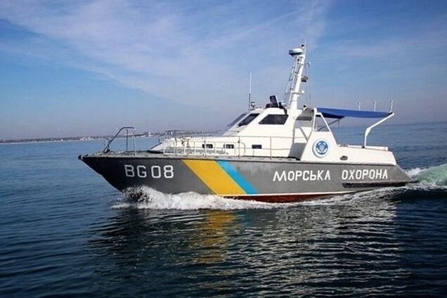Украина направит в Азовское море военные корабли: названа причина