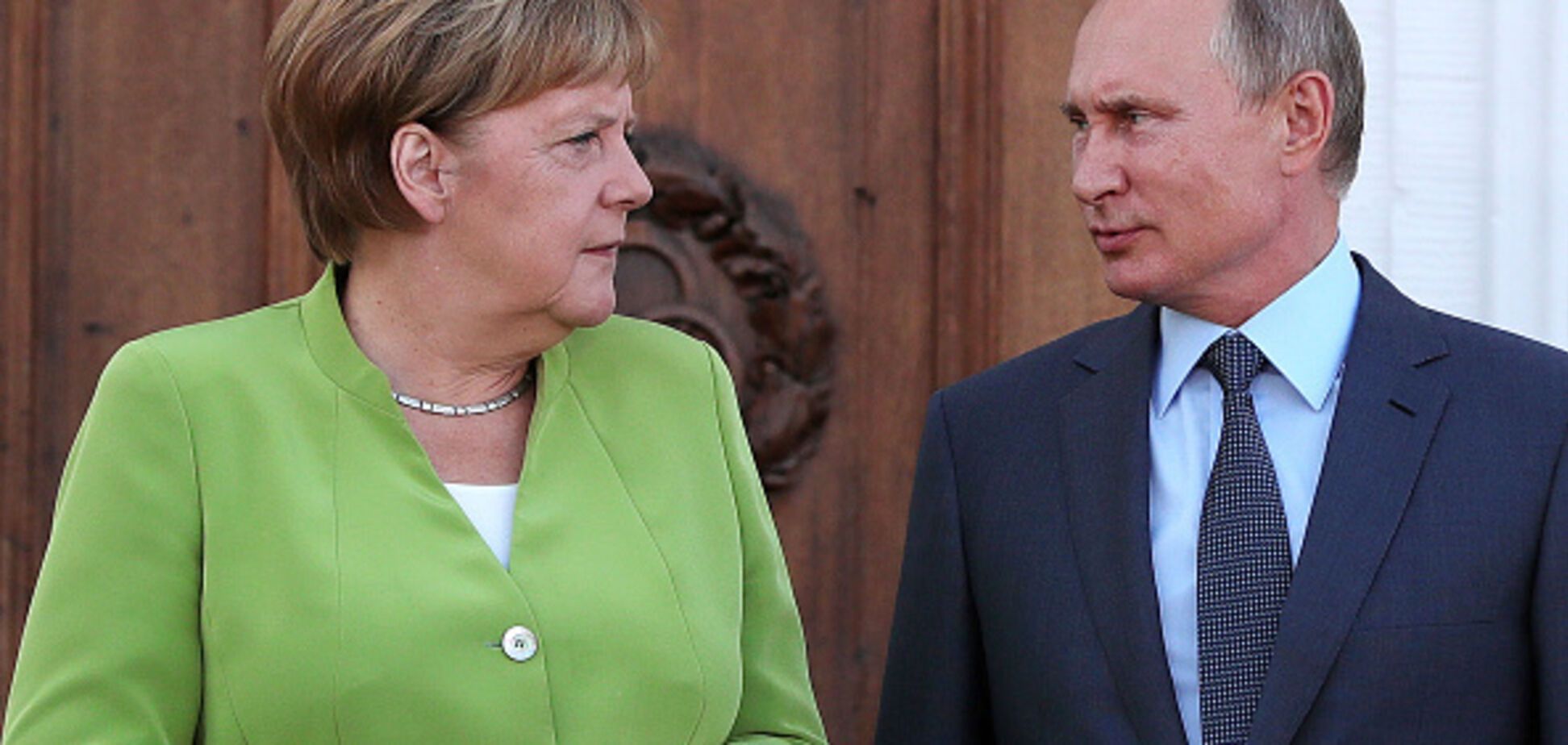 Меркель впервые похвалила действия Путина в Сирии
