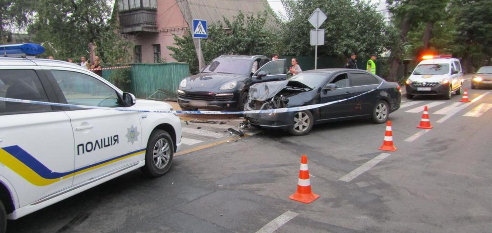 Загинув у дворі свого будинку: під Києвом авто насмерть збило очевидця ДТП