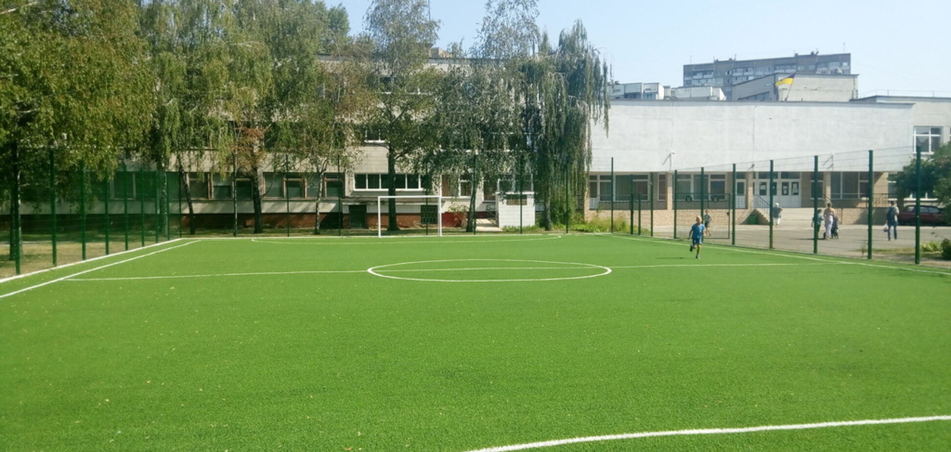 КМДА: у Києві майже завершено реконструкцію та будівництво 28 шкільних футбольних полів