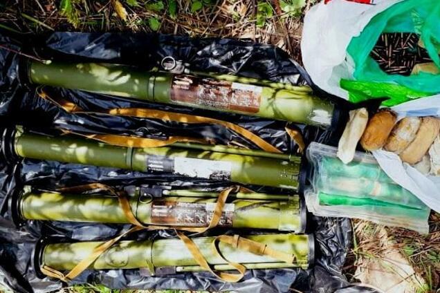 В Киеве полиция нашла у АТОшника схрон с оружием: ему грозит тюрьма