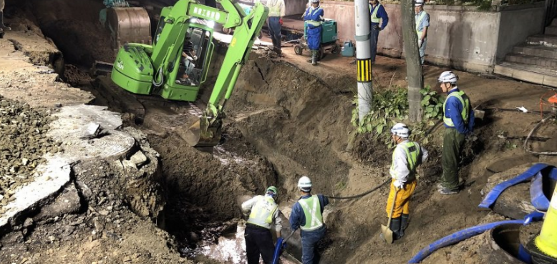 Не для слабких нервів: землетрус перетворив острів Японії на місиво. Свіжі фото