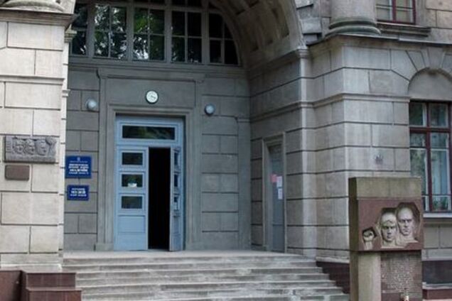 Днепропетровская медакадемия возглавила рейтинг вузов с нарушениями закупок