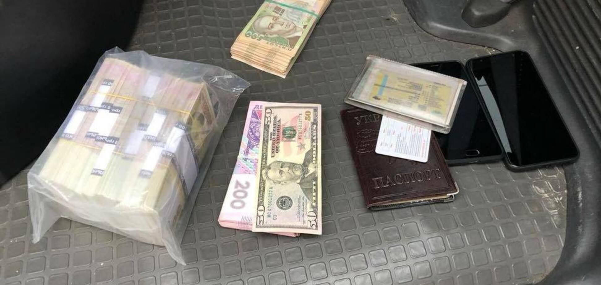 Руководитель Донецкого облавтодора погорел на крупной взятке